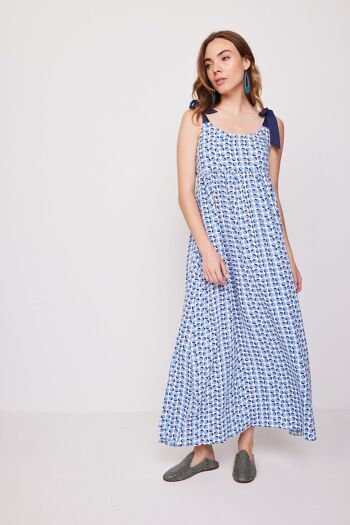 Robe longue bleue coucher de soleil 1