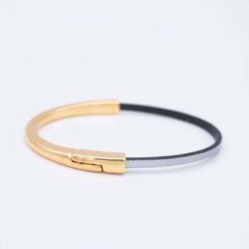 NARIÑO GOLD Bracelet fin de peau avec pierre magnétique dorée 9