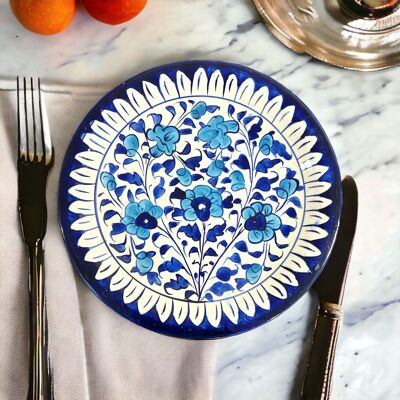 Blauer Keramik-Essteller - Hellblaues Blumenmuster