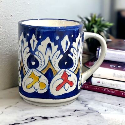 Taza de café y té de cerámica azul - Diseño de acebo multicolor