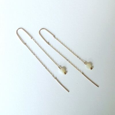 Dangling earrings in gold stainless steel with mother-of-pearl bead