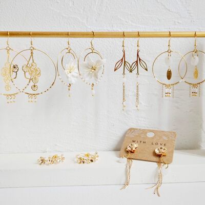 Kit 6 pairs BO-9 earrings Gold and white flower theme, Bohemian wedding