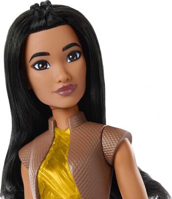 Mattel - Réf : HLX22 - Princesses Disney - Poupée Raya articulée avec tenue, bottes, brassards, longs cheveux noirs à coiffer et accessoires, Jouet Enfant, Dès 3 ans 3