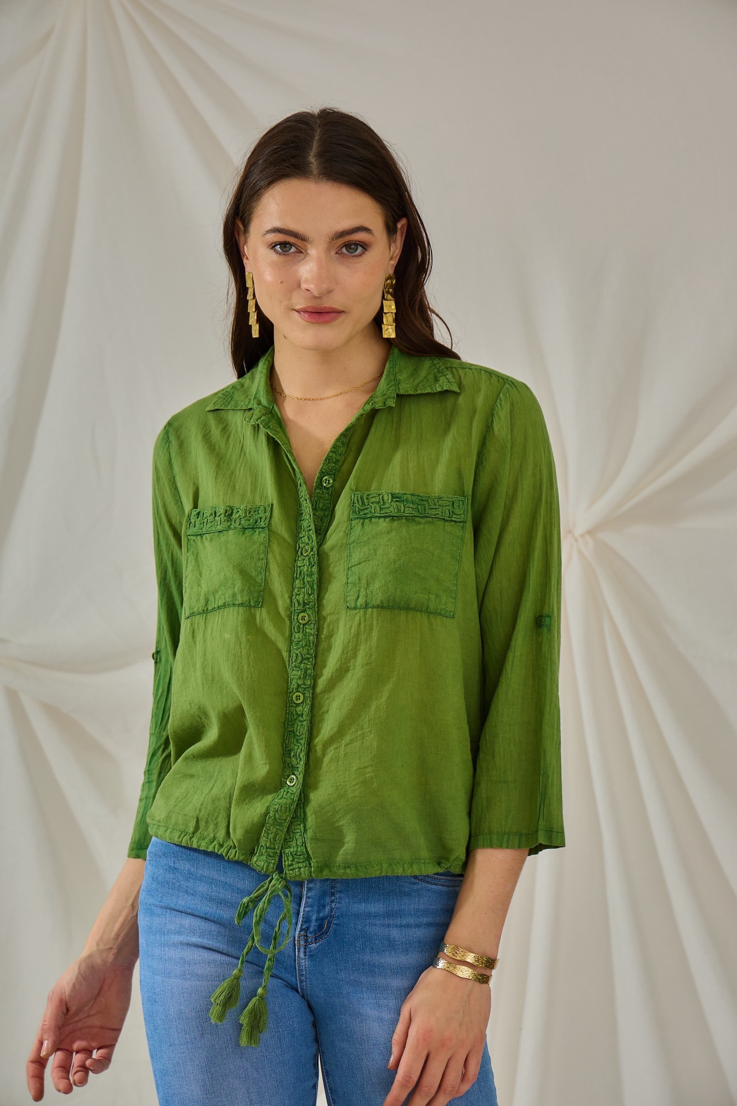 Schlichtes, grünes, besticktes Baumwollhemd – Einheitsgröße