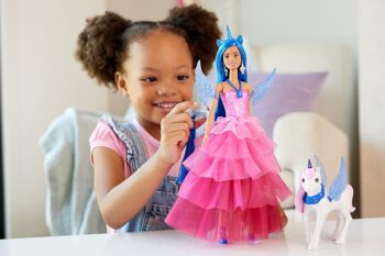 Mattel - Réf : HRR16 - Barbie Licorne Poupée 65Ème Anniversaire Aux Cheveux Bleus Une Touche De Magie, Robe Rose, Licorne Ailée Et Autres Accessoires, Jouet Enfant, A Partir De 3 Ans 2