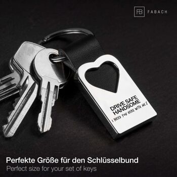 Porte-clés cœur "Drive safe attractive" avec gravure en cuir 3