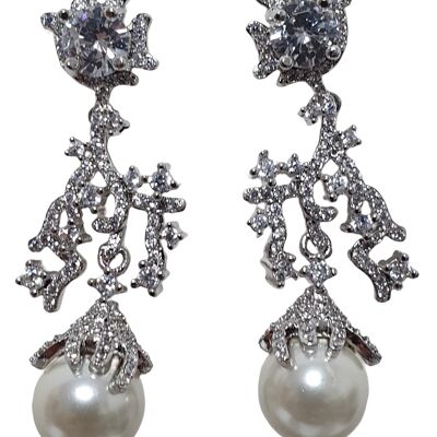 Rhodium pierced earring with pearl