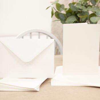 Crafter's Companion  - A5 Ivory Card & Envelopes 50pc 2