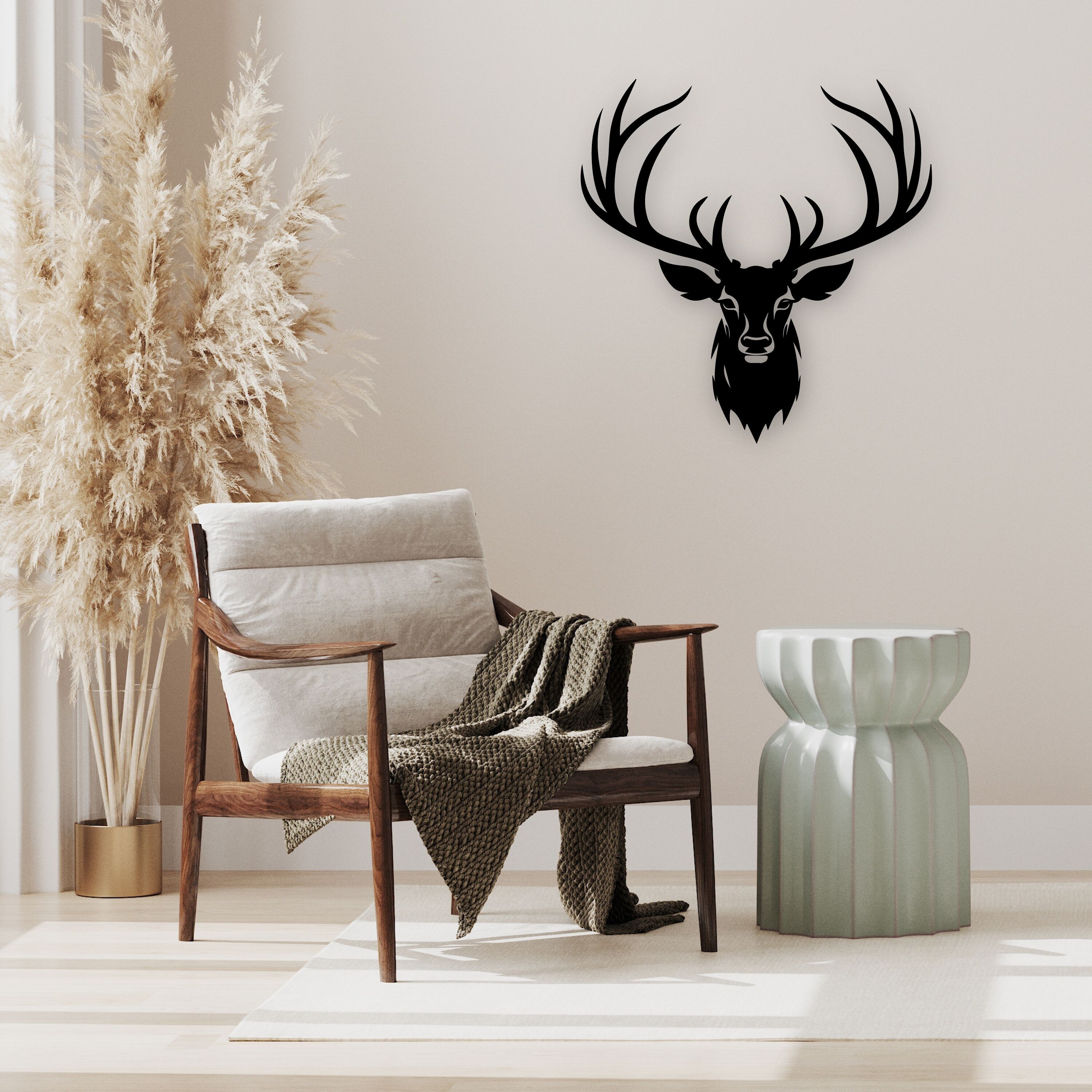 Tableau en bois décoratif découpé, évidé, Le Cerf Majestueux