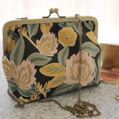 Retro-Emma-Tasche mit goldenem Blumenstrauß