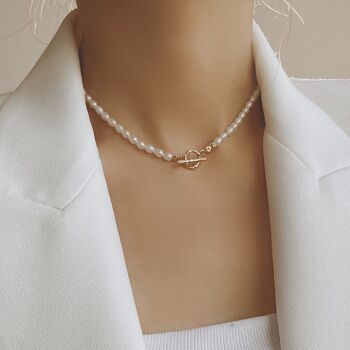Collier de perles intemporel avec boucle OT 3