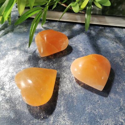 Cuore di cristallo arancione di selenite 5-6 cm
