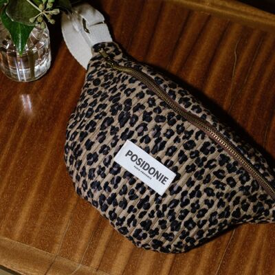 Riñonera de terciopelo con estampado de leopardo