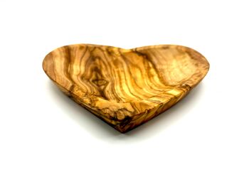 Bol en forme de coeur en bois d'olivier 1