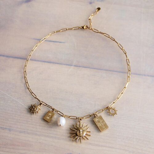 Charm necklace 'Follow the Sun' – gold