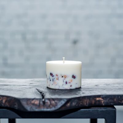 Soy Wax Candle with Rose-Honey Scent