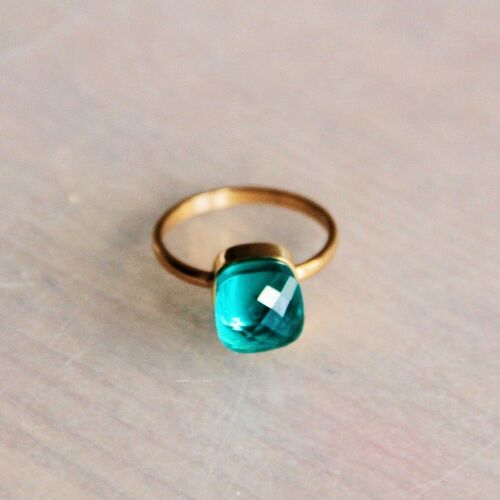 Stainless steel ring with square crystal stone - emerald/gold