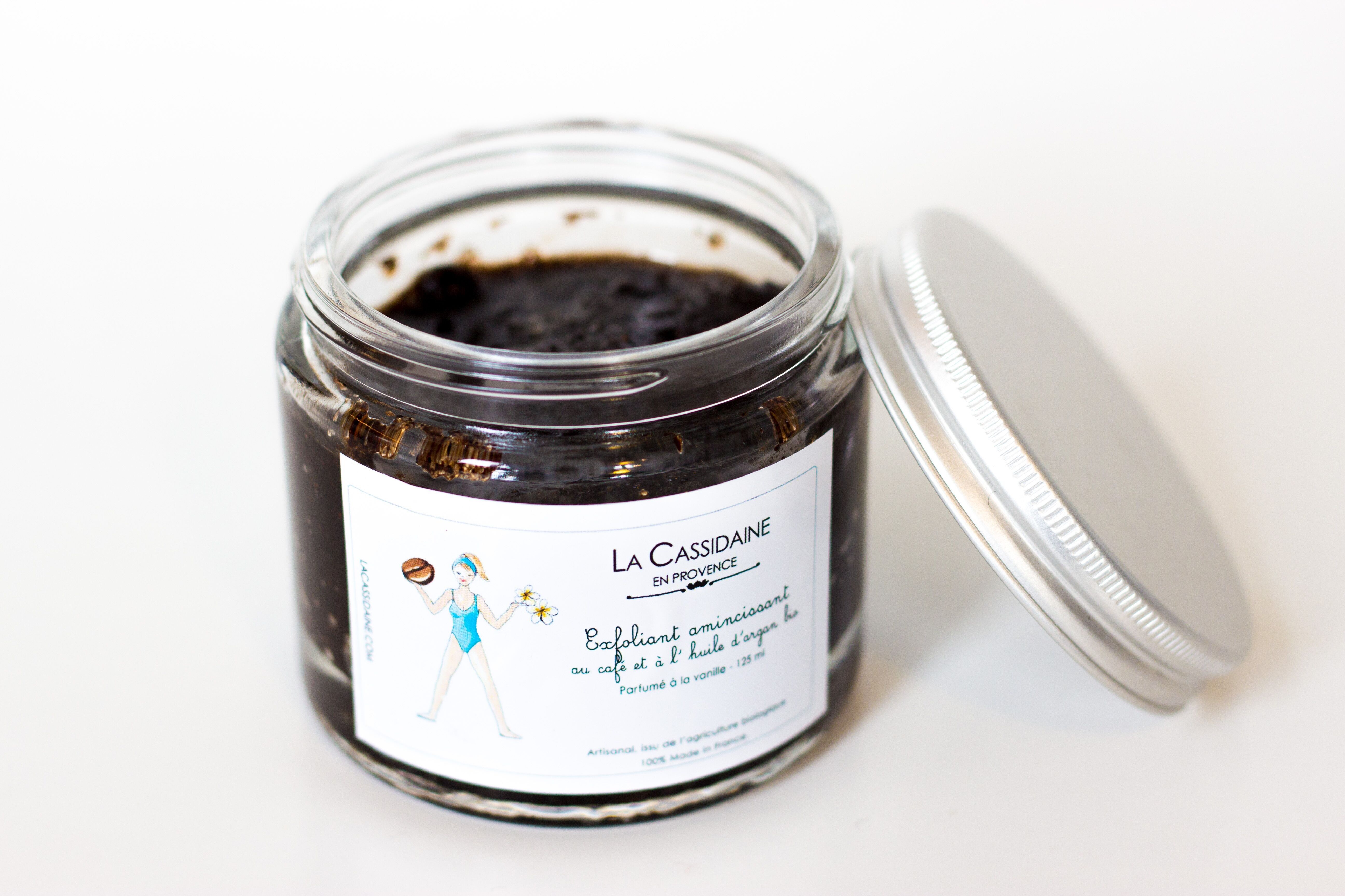 Esfoliante anticellulite al caffè