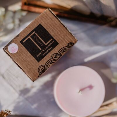 Soy Wax Candle with Peony Scent - Pink