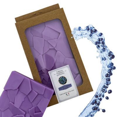 Blueberry flavored melting tablet