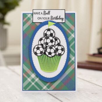 Crafters Companion – Modern Man – Tampon et matrice – Footy Cupcakes 3