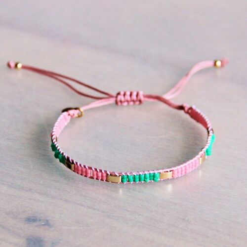 Weaving bracelet with tila blocks – green/pink