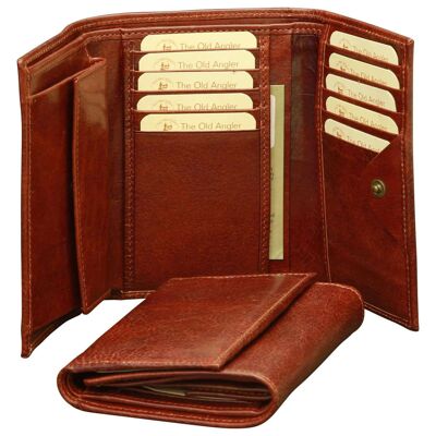 Women's wallet with 3 compartments. Brown