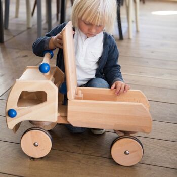 Porteur en bois Frederik – voiture porteur (Édition SPÉCIALE) 8