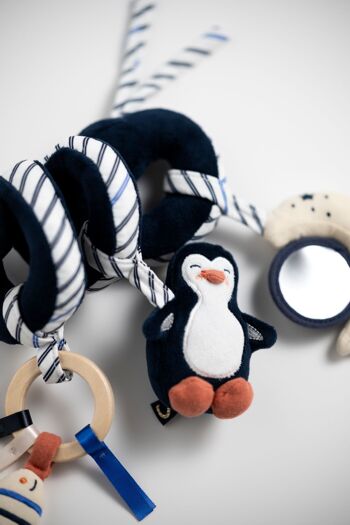 Spirale d'activités pingouin en velours bleu - BABY SAILOR 3