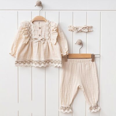 A Pack of Four Sizes Natural Muslin Girl Top and Pant Set with Headband