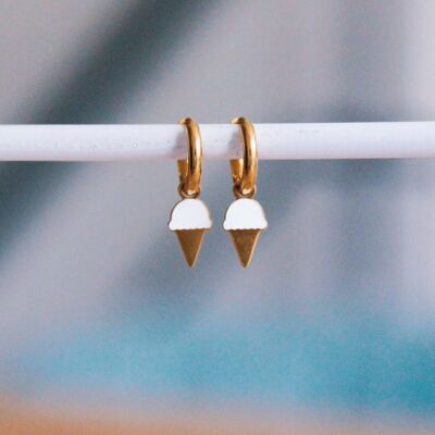 Stainless steel hoop earrings with soft ice cream - white/gold