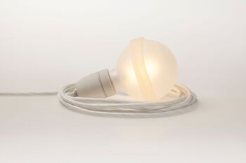 Lampe blanche 1