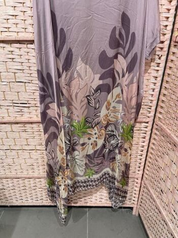 Robe longue en soie pour femmes avec manches et motif feuilles 11