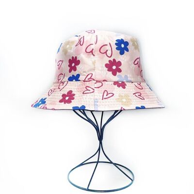 Reversible bucket hat with heart and flower print