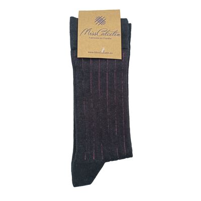 Miss Black Fuchsia Vertical Stripe Low Cut Socks