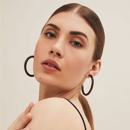 Slim Black wood hoop earring - Gold