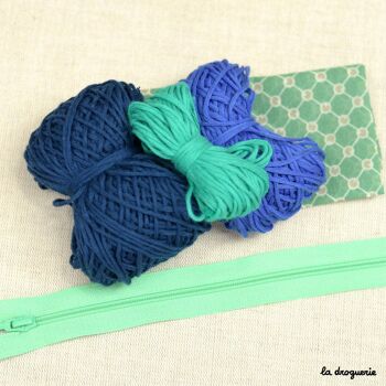 Kit à crocheter - Trousse Granny square Bleu marine 3