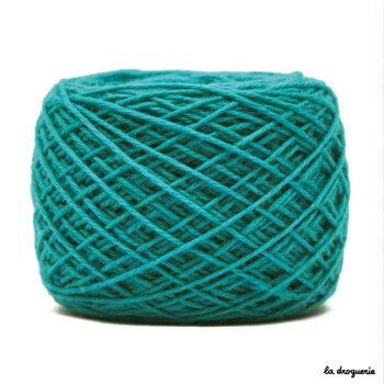 Fil à tricoter Surnaturelle (laine merinos) 20