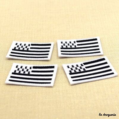 “Breton flag” badge