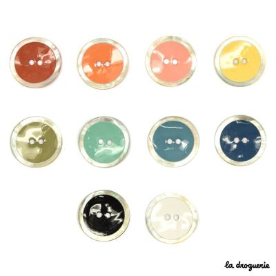 Akoya lacquered porthole button 22 mm
