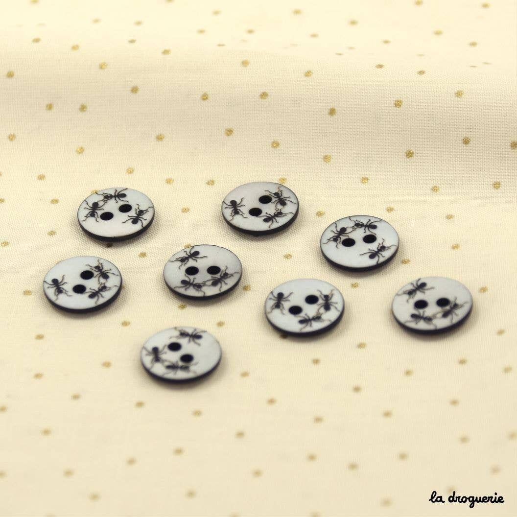 Bottone "Sfilata di formiche bestiacce" 12 mm