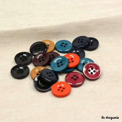 “Large classic 4-hole” button 18 mm