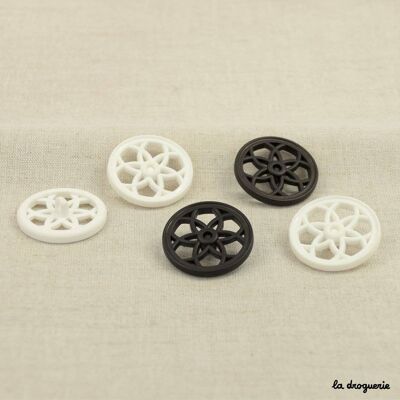 “Guipure rosette style” button 28 mm
