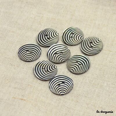 “Akoya waves” button 18 mm