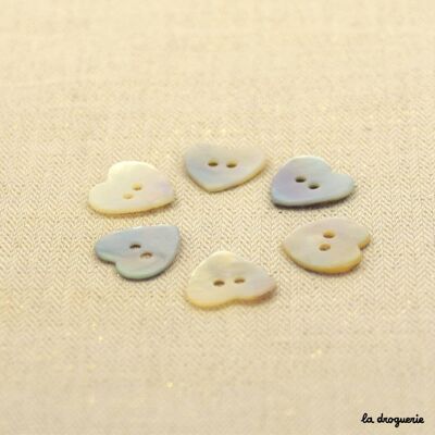 "Akoya heart" button Large size - Button 15 x 14 mm