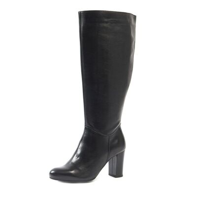 XL boots for wide calves - Clara model