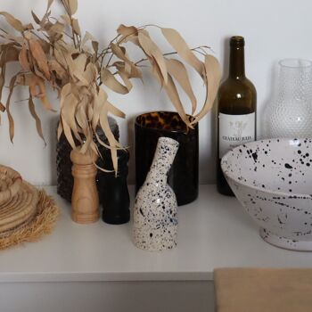 Vase Oblique Moucheté - Céramique Fait main - Blanc et bleu 5
