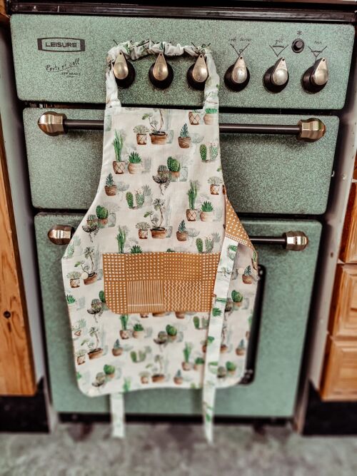 Reversible Kids Apron with Adjustable Height - Cactus Love