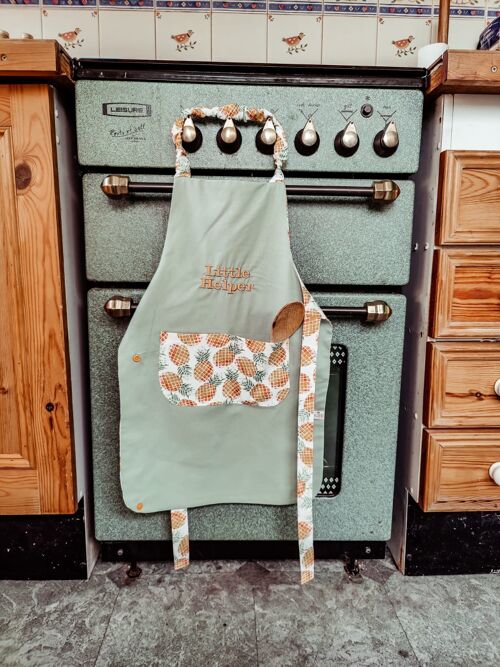 Reversible Kids Apron with Adjustable Height - Pineapple
