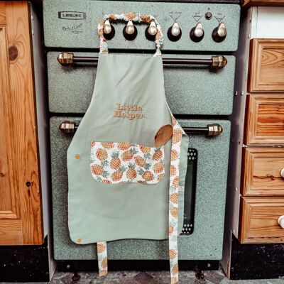 Reversible Kids Apron with Adjustable Height - Pineapple